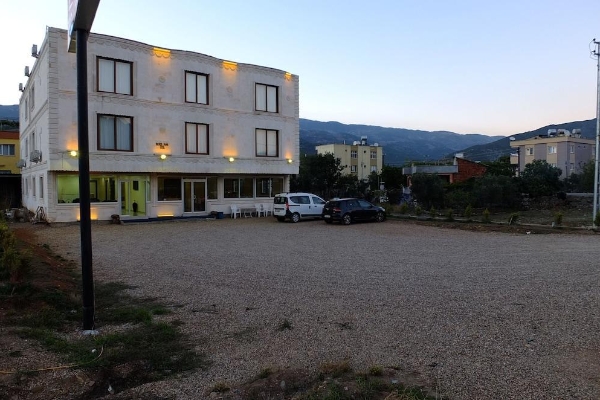 Hotel Bahçe Park Otel (Savranlı)